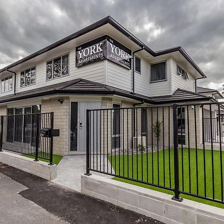 The York Apartments Хамилтън Екстериор снимка