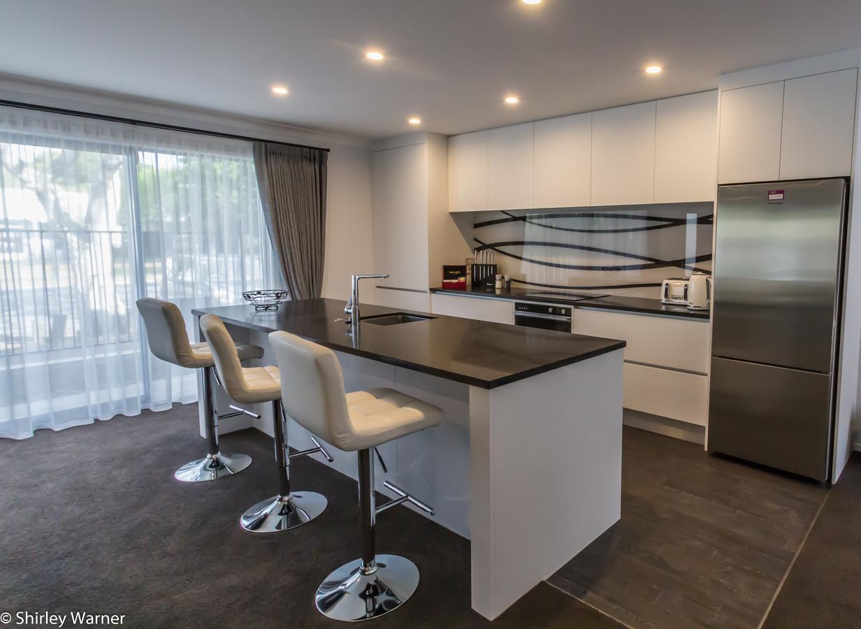 The York Apartments Хамилтън Екстериор снимка